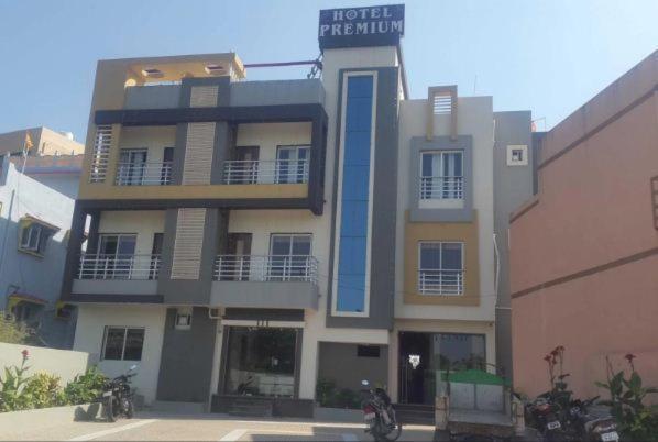 Premium Hotel Near Nagoa Beach Diu Exterior foto